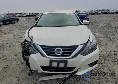 2018 Nissan Altima 2.5 from USA, damaged, VIN 1N4AL3AP2JC163215